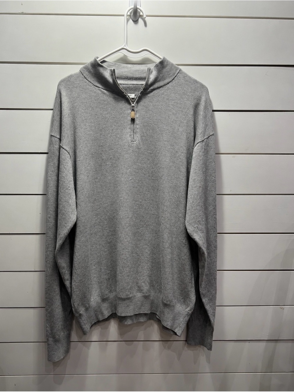 Men's Gray Quarter-Zip Sweater Peter millar sz large